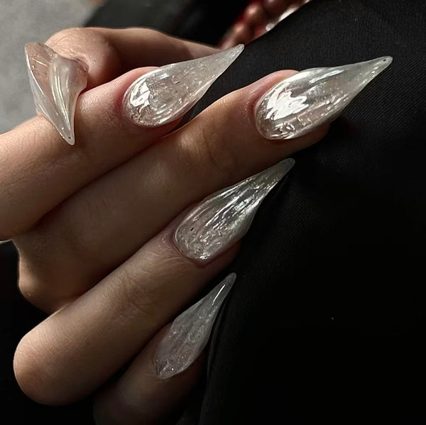 Fatal Angel | Aurora White  Werewolf Nails  Claws Nails  27mm