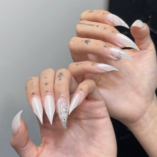 Fatal Angel | 1A50 milky white lace with heart rhinestones dragon press-on nails acrylic nails elegant nails wedding claw nails
