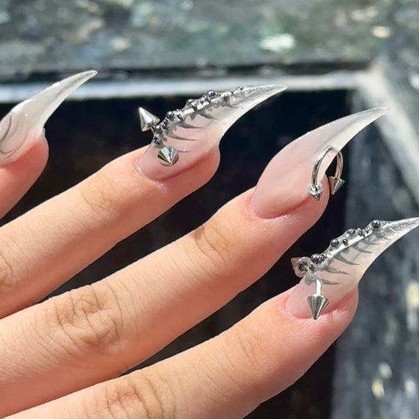 Fatal Angel | 1A57 Silver-studded dragon spine claw nails acrylic nails sharp nails armor gloves claw press on nails