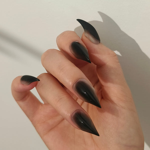 Beast Sacrifice | 1S227 translucent black gradient dragon claw nails acrylic press on nails gothic nails claw press on nails sharp nails armor gloves anime nails