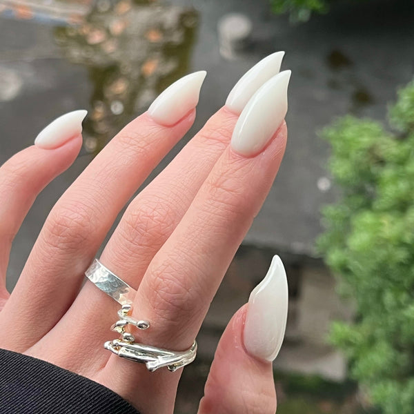Fatal Angel | 1A62 gentle milky white eagle claw nails acrylic nails sharp nails armor gloves elegant pressons claw press on nails